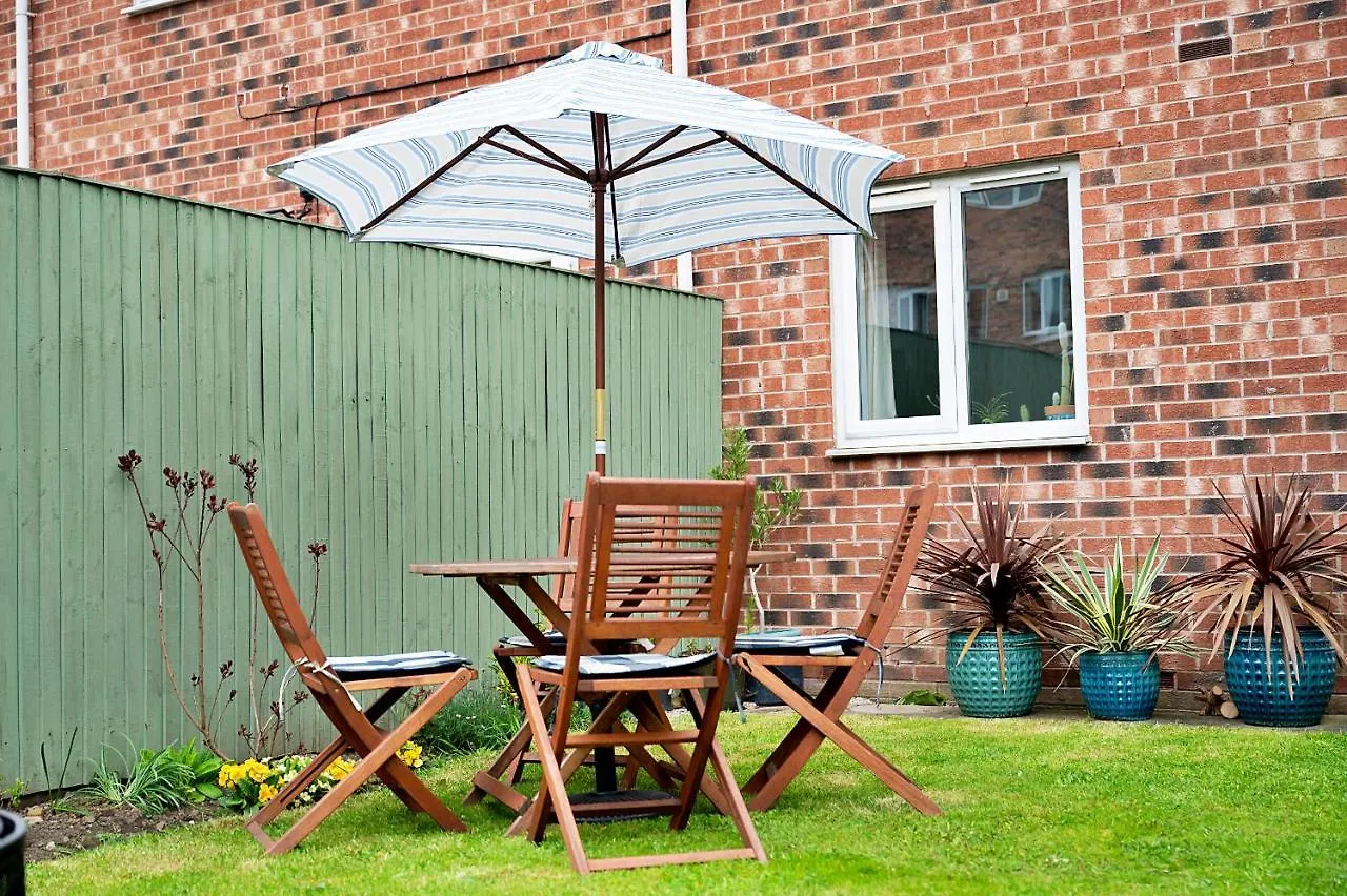 Rothwell Gardens Villa Leeds  Leeds (West Yorkshire)
